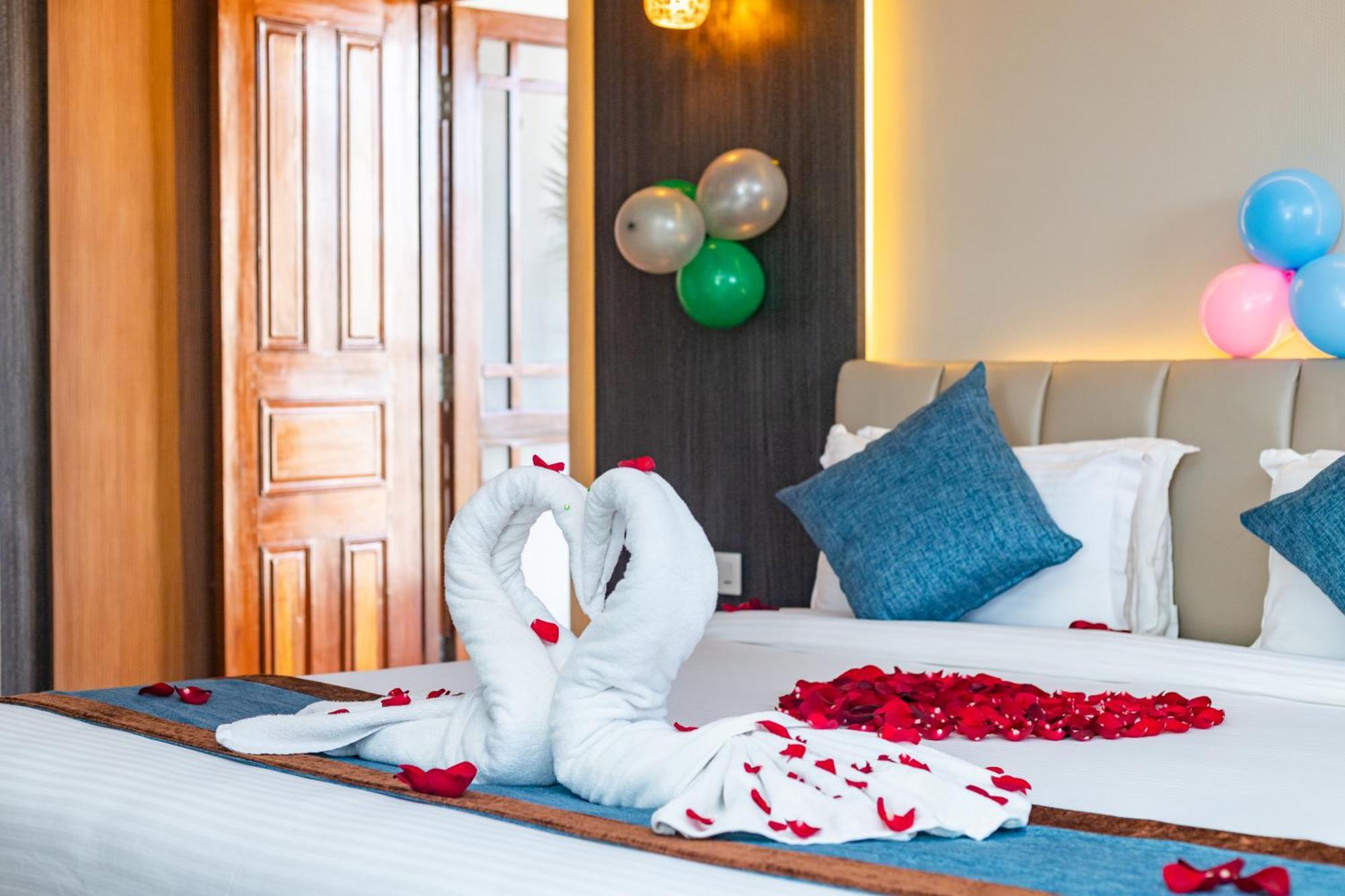Airport Diana Hotel Катманду Экстерьер фото